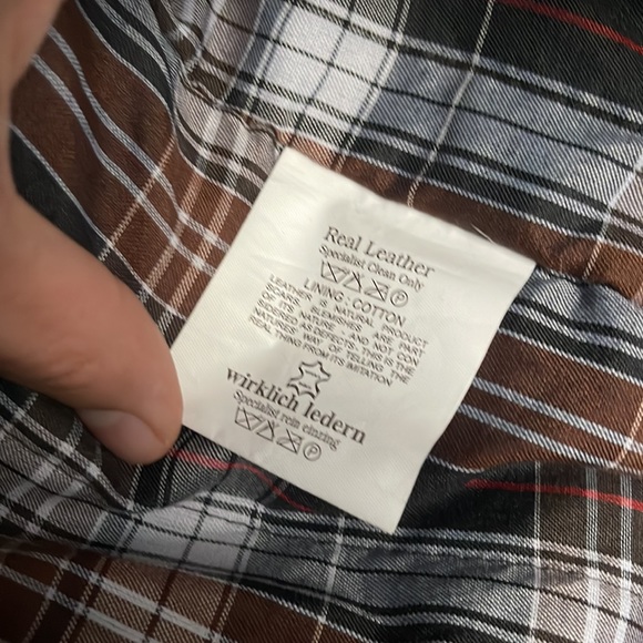 Genuine Leather Jacket - Picture 6 of 8